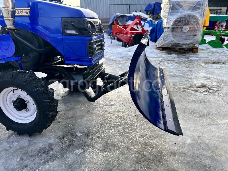 Отвал снегоуборочный для ременных тракторов